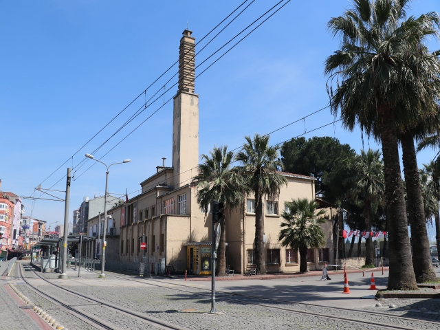 Kocaeli'de sokağa çıkma kısıtlamasının ikinci gününde cadde ve sokaklar boş kaldı