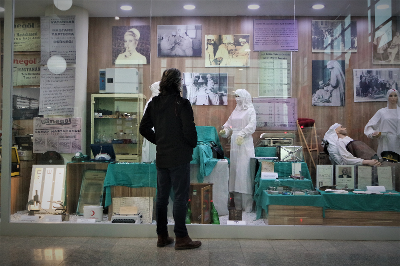 114 yıllık devlet hastanesine gelenler zamanda yolculuğa çıkıyor