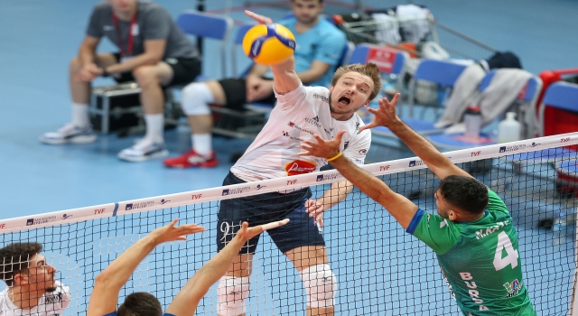 Voleybol: AXA Sigorta Efeler Ligi