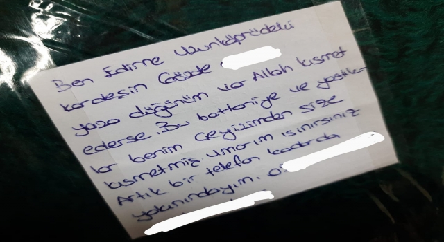 Uzunköprülü Gözde, çeyizi için hazırladığı battaniye ve yastıkları İzmir’e gönderdi