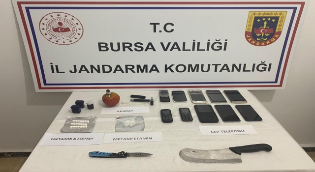 Bursa’da durdurulan otomobilde uyuşturucu ele geçirildi