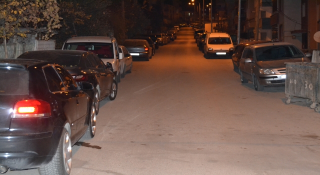 Bursa ve çevre illerde kısıtlamayla cadde ve sokaklar sessizliğe büründü