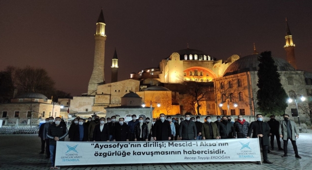 TÜGVA İstanbul, Ayasofyai Kebir Camii Şerifi’nde sabah namazında buluştu