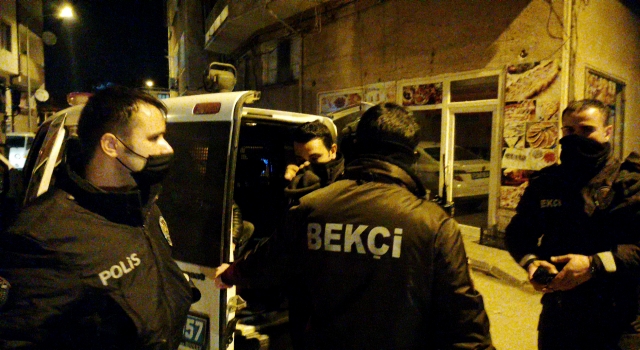 Bursa’da kısıtlamaya uymayan ve bekçilere saldıran kişi gözaltına alındı