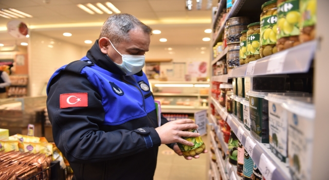Tuzla’da marketlerde fiyat denetimi yapıldı