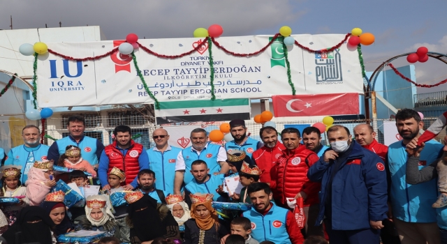 Sakarya’dan giden yardım tırları İdlib’e ulaştı