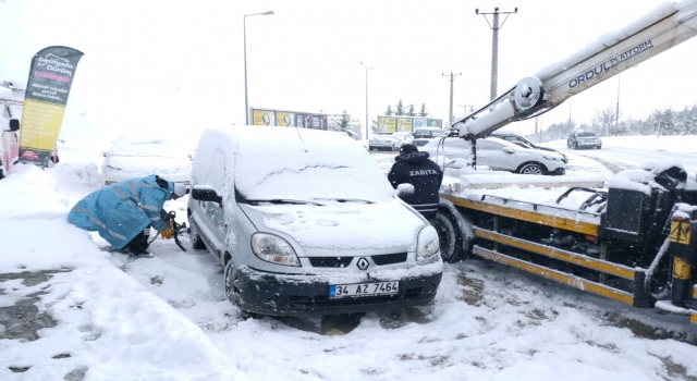 Sakarya, Kocaeli, Karabük ve Bolu’da kar etkili oluyor