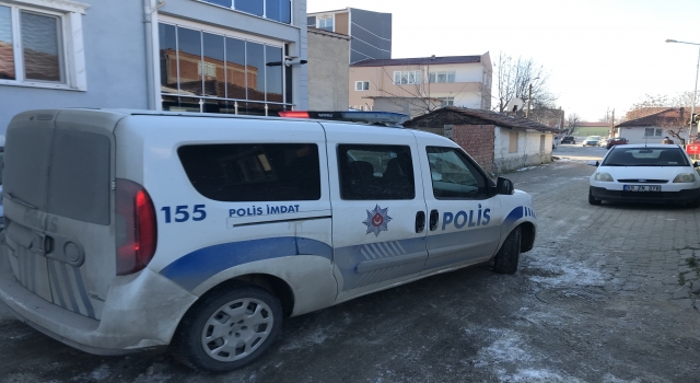 Edirne’de polise mukavemet gösteren 2 kişi gözaltına alındı