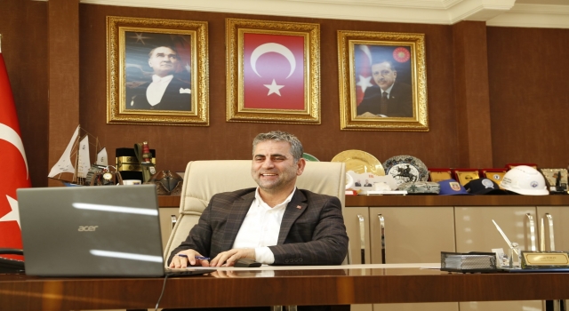 Kandıra Belediye Başkanı Turan, lise öğrencileriyle video konferans toplantısında buluştu