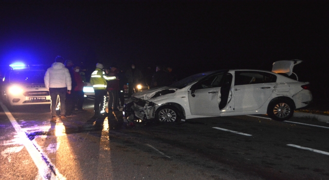 Balıkesir’de trafik kazası 2 yaralı