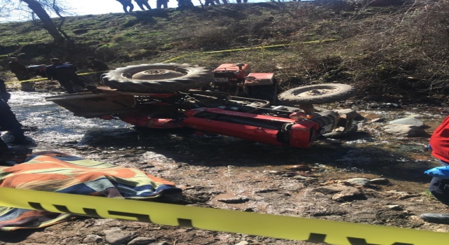 Balıkesir’de devrilen traktörün altında kalan sürücü hayatını kaybetti