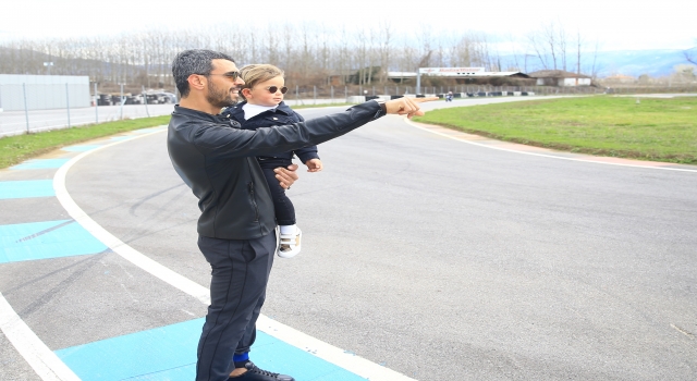 Kenan Sofuoğlu, 2 yaşında motosiklet kullanan oğlu Zayn’ın Formula 1 yarışçısı olmasını istiyor: