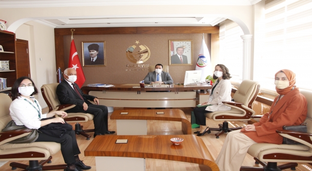 Yeşilay Bilecik Şubesinden Pazaryeri’ndeki kurumlara ziyaret