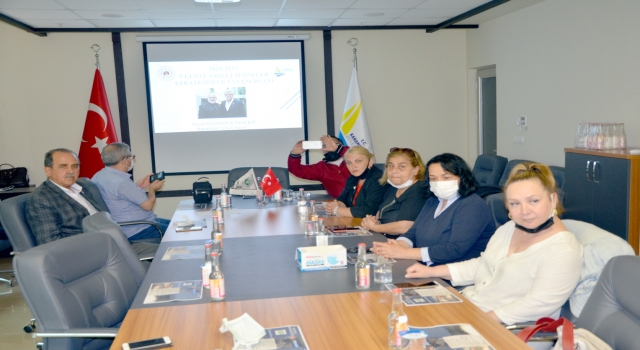 Karamürsel’de ”20202023 Ulusal Akıllı Şehir Stratejisi ve Eylem Planı” anlatıldı