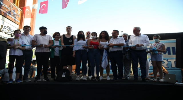 Memleket Partisi Genel Başkanı İnce, partisinin Edremit ilçe binasının açılışını yaptı: