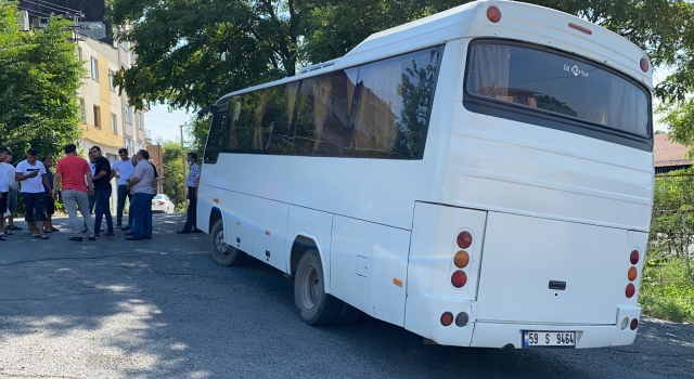 Tekirdağ’da hırsızlık şüphelisi gezdikten sonra terk ettiği otobüsün teyp ve aynalarını çaldı