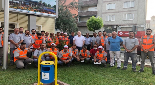 Belediye Başkanı İnan, personelin bayramını kutladı