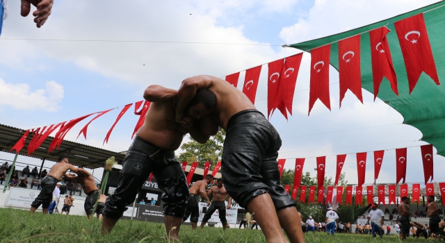 114. Geleneksel Tarihi Yalova Fevziye Yağlı Güreşleri’nin başpehlivanı İsmail Koç oldu