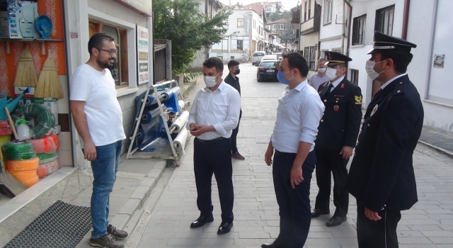 Taraklı’da protokol üyeleri görev başındaki personelle bayramlaştı