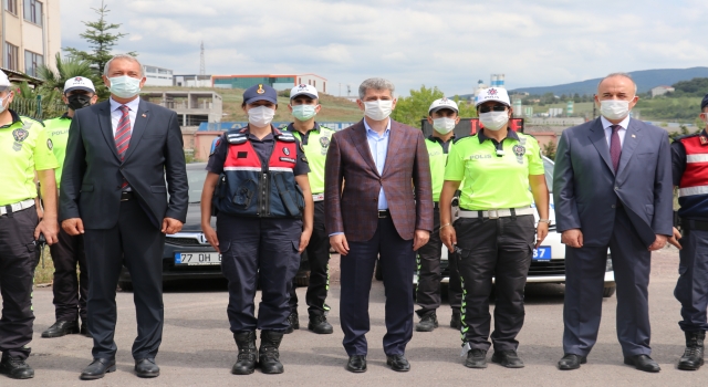 İçişleri Bakan Yardımcısı İnce, YalovaBursa kara yolunda trafik denetimine katıldı:
