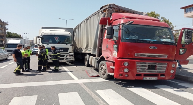Kocaeli’de iki tır çarpıştı: 1 yaralı