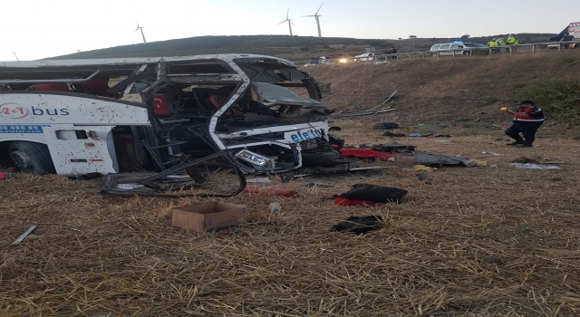 Balıkesir’de yolcu otobüsü devrildi: 14 kişi öldü, 18 kişi yaralandı