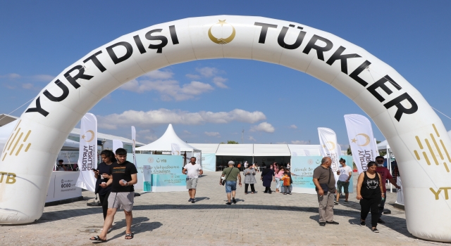 Gurbetçiler, YTB’nin Kapıkule’de oluşturduğu dinlenme ve oyun alanlarından memnun