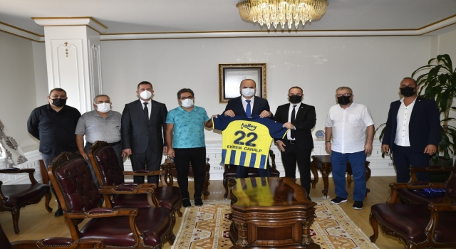 Edirne Fenerbahçeliler Derneği’nden Vali Canalp ve Belediye Başkanı Gürkan’a ziyaret