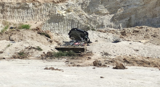 Çanakkale’de göçük altında kalan kepçe operatörü yaşamını yitirdi
