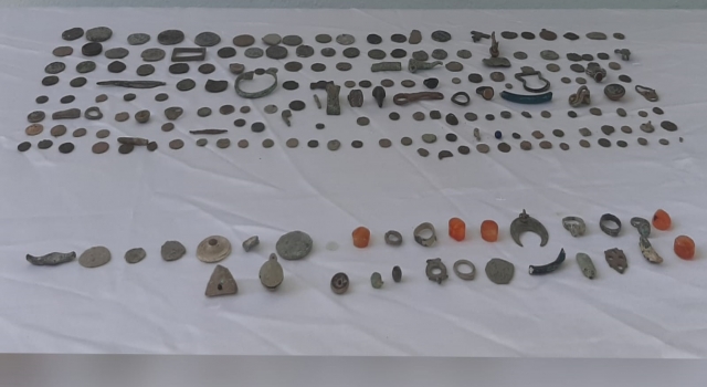 Tekirdağ’da tarihi eser niteliğinde 212 sikke ve obje ele geçirildi