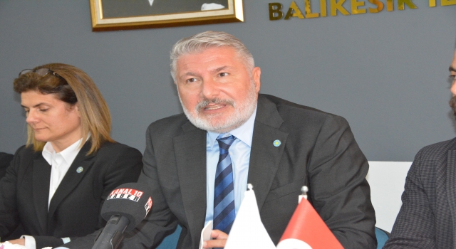 İYİ Partili Bahadır Erdem, Balıkesir’de konuştu: