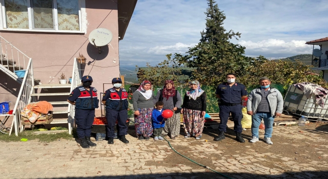 Osmaneli’nde jandarma ekipleri köylerde KADES’i anlattı