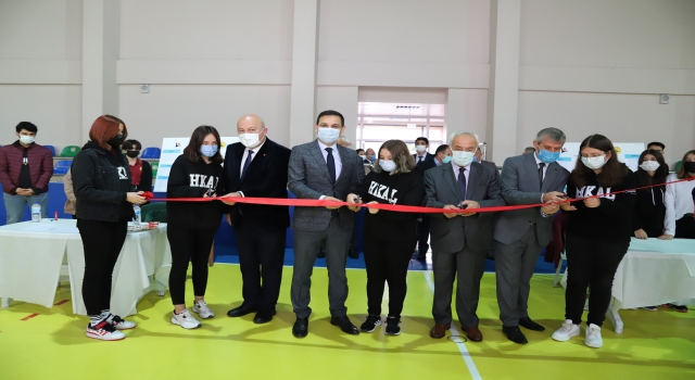 Hayrabolu’da TÜBİTAK 4006 Bilim Fuarı açıldı