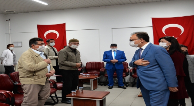 Bilecik Valisi Kızılkaya, huzurevini ziyaret etti