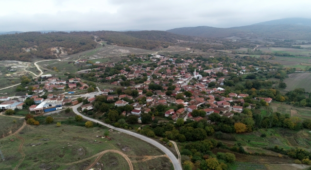 Her şeyi devletten beklemeyen muhtar, köyüne 3 milyon liralık hizmet kazandırdı