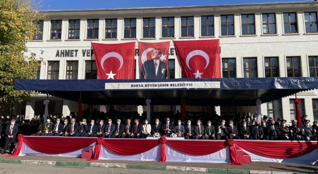 Bursa ve çevre illerde 29 Ekim Cumhuriyet Bayramı törenlerle kutlandı