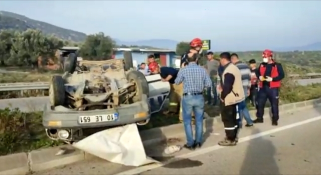 Balıkesir’de refüje çarparak ters dönen otomobilin sürücüsü yaralandı