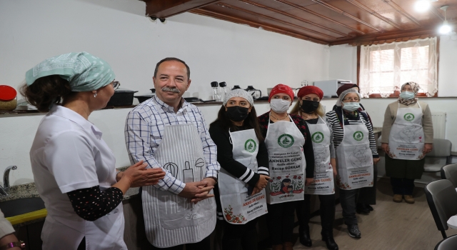 Edirne’de Mutfak Akademi Türk Mutfağı kursunu tamamlayanlar ”aşçı yardımcısı” olacak