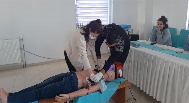 Pratisyen hekimlere yönelik ”Doktor temel modül eğitimi” düzenlendi