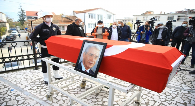 Eski İçişleri Bakanı Hasan Fehmi Güneş, Sakarya’da son yolculuğuna uğurlandı