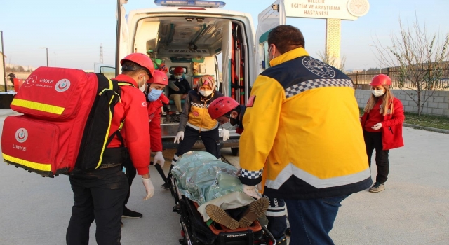 Bilecik Eğitim ve Araştırma Hastanesi’nde saha tatbikatı yapıldı