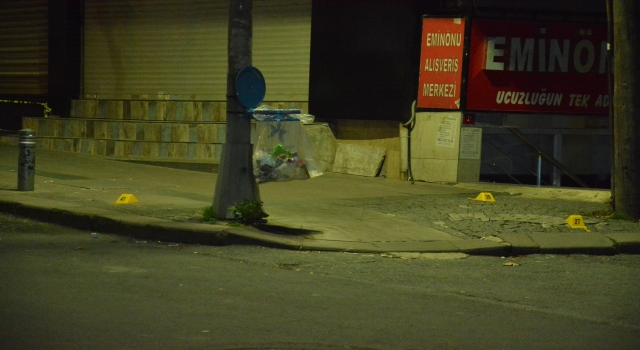 Küçükçekmece’de iki grup arasında silahlı kavga çıktı