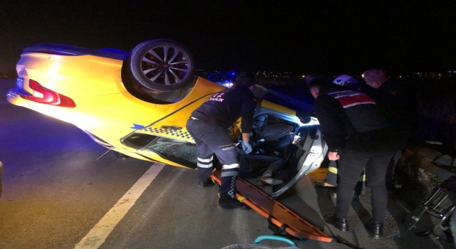 Yalova’da trafik kazasında 2 kişi yaralandı