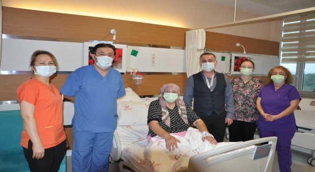 Çanakkale’de hastanın böbreğinden 3 kilogram tümör çıkarıldı