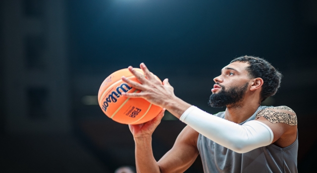 TOFAŞ, Kanadalı basketbolcu Tyler Ennis’i transfer etti