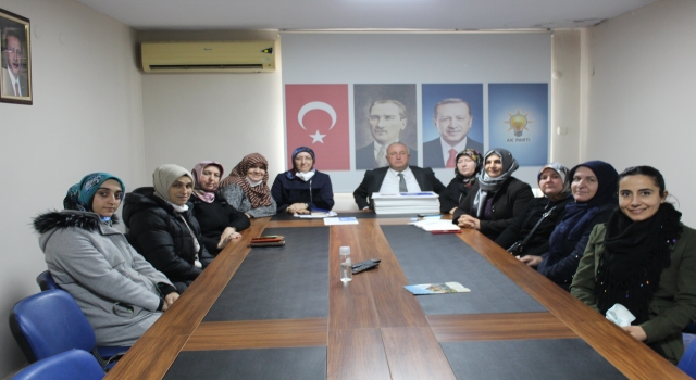 Söğütlü Belediye Başkanı Özten, AK Parti İlçe Kadın Kolları’yla buluştu