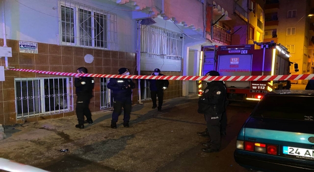 Bursa’da elektrikli sobadan çıktığı değerlendirilen yangında bir kişi öldü