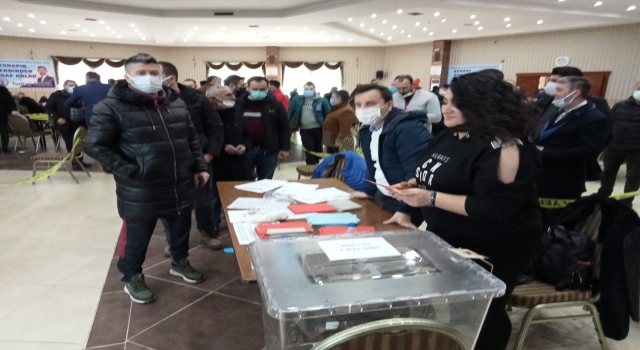 Gölcük Esnaf ve Sanatkarlar Odasında Kocaman güven tazeledi