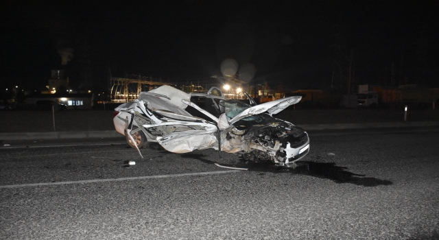 Tekirdağ’da tıra arkadan çarpan otomobildeki 2 kişi öldü, 1 kişi yaralandı