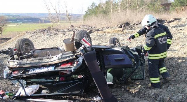 Tekirdağ’da iki otomobilin çarpışması sonucu 3 kişi yaralandı